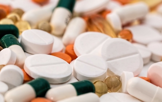 Polypharmacy:  The other drug crisis